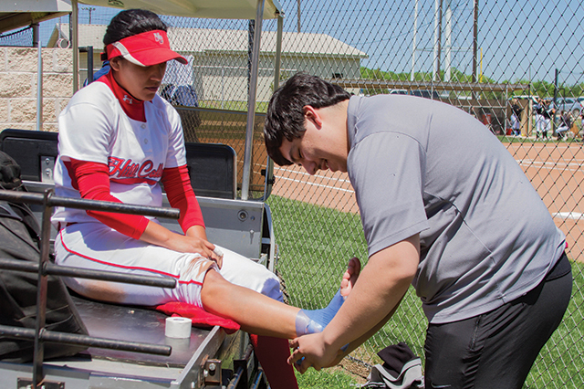 Athletic Trainer3